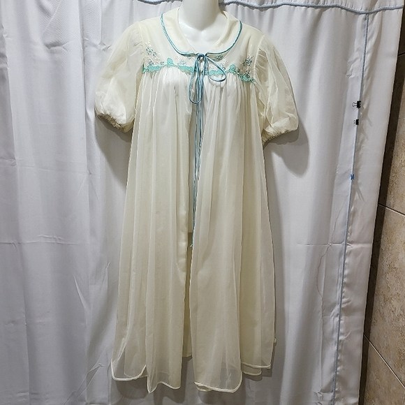 Vintage White Sheer Double Chiffon Peignoir Robe Gotham Gold Stripe Embr  S - Picture 1 of 11